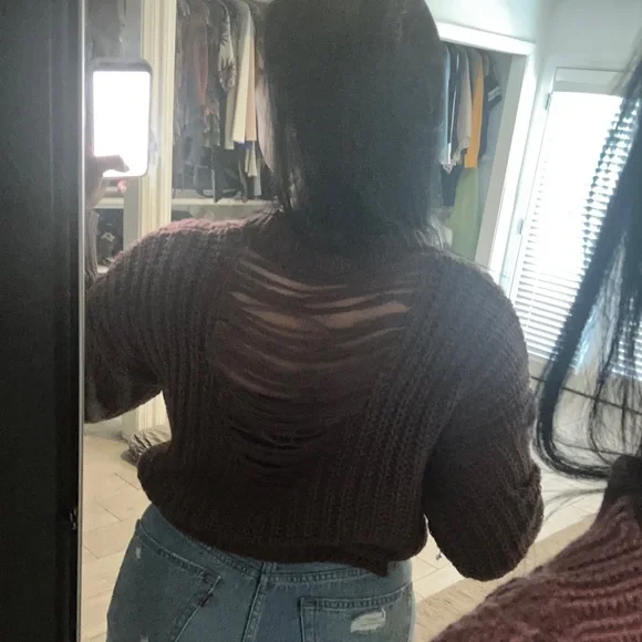 Chocolate sweater - Picture 2 of 3